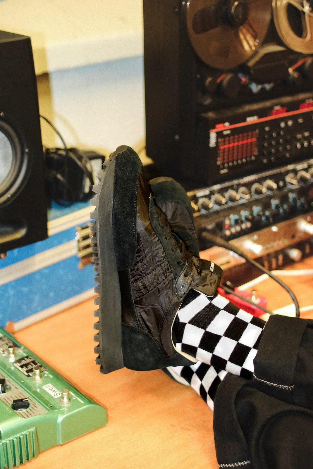 NOVESTA(ノヴェスタ / ノベスタ) 公式ストア通販 - MARATHON RUNNER SUPER TRAIL ALL BLACK マラソンランナースーパートレイル ブラック