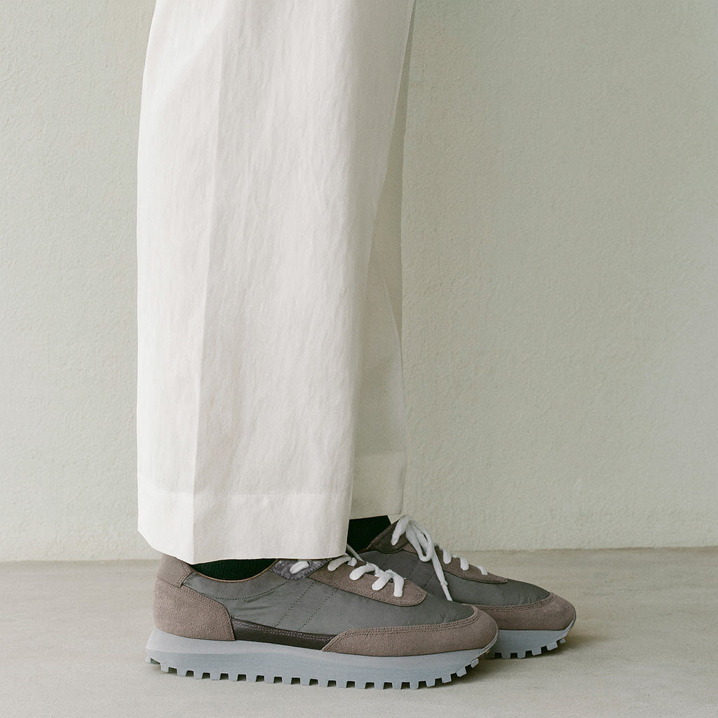 NOVESTA(ノヴェスタ / ノベスタ) 公式ストア通販 - MARATHON RUNNER SUPER TRAIL METALIC GREY(マラソンランナー)スロバキア スニーカー