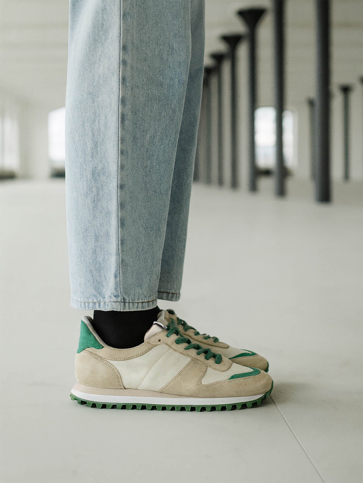 NOVESTA(ノヴェスタ / ノベスタ) 公式ストア通販 - MARATHON TRAIL BEIGE/GREEN スロバキア スニーカー