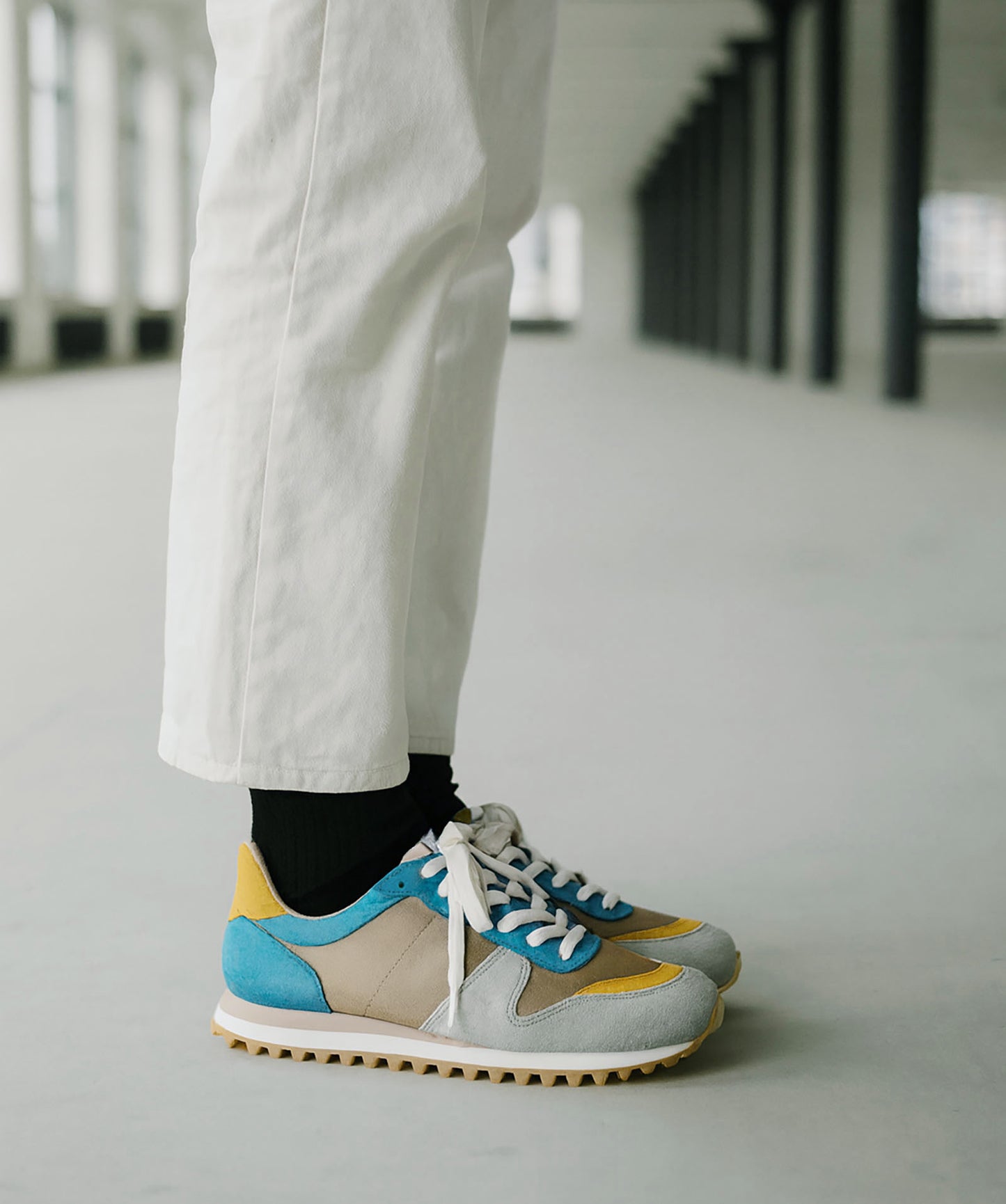 NOVESTA(ノヴェスタ / ノベスタ) 公式ストア通販 - MARATHON TRAIL BLUE/MOCHA スロバキア スニーカー