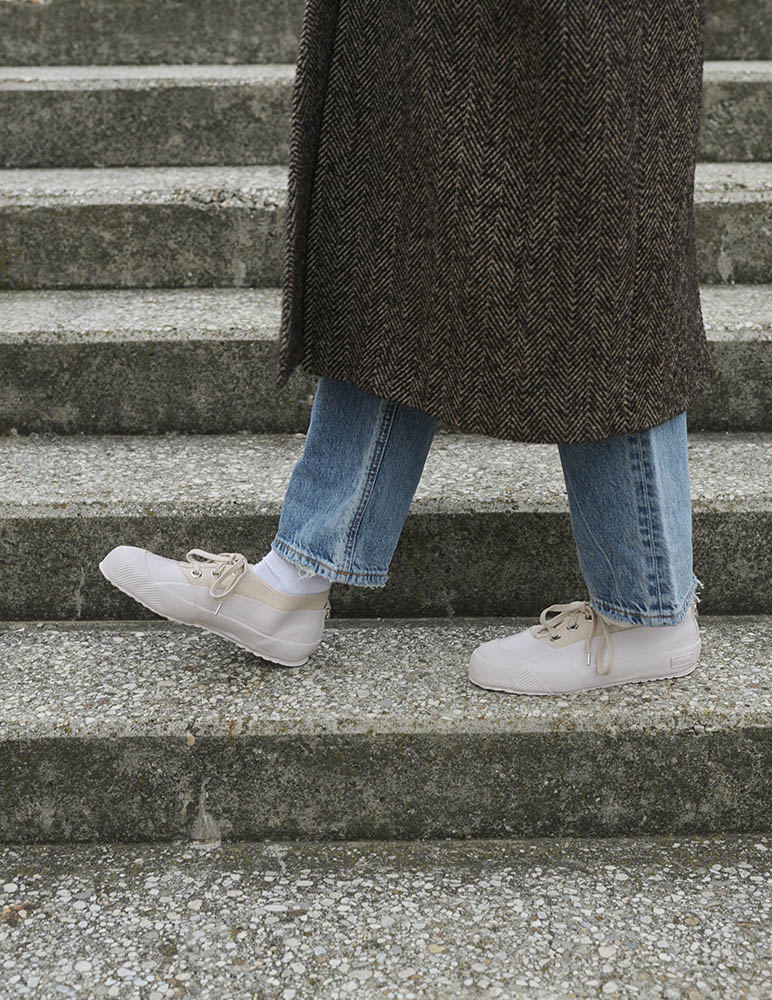 RUBBER SNEAKER LOW BEIGE