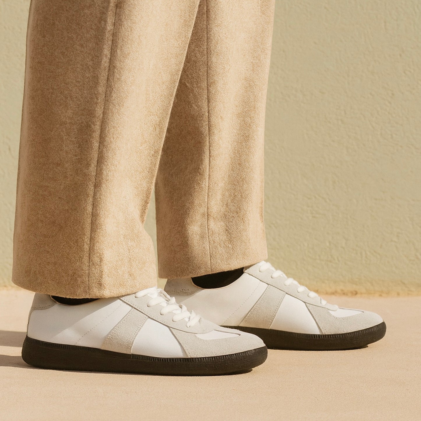 GERMAN TRAINER WHITE/BLACK