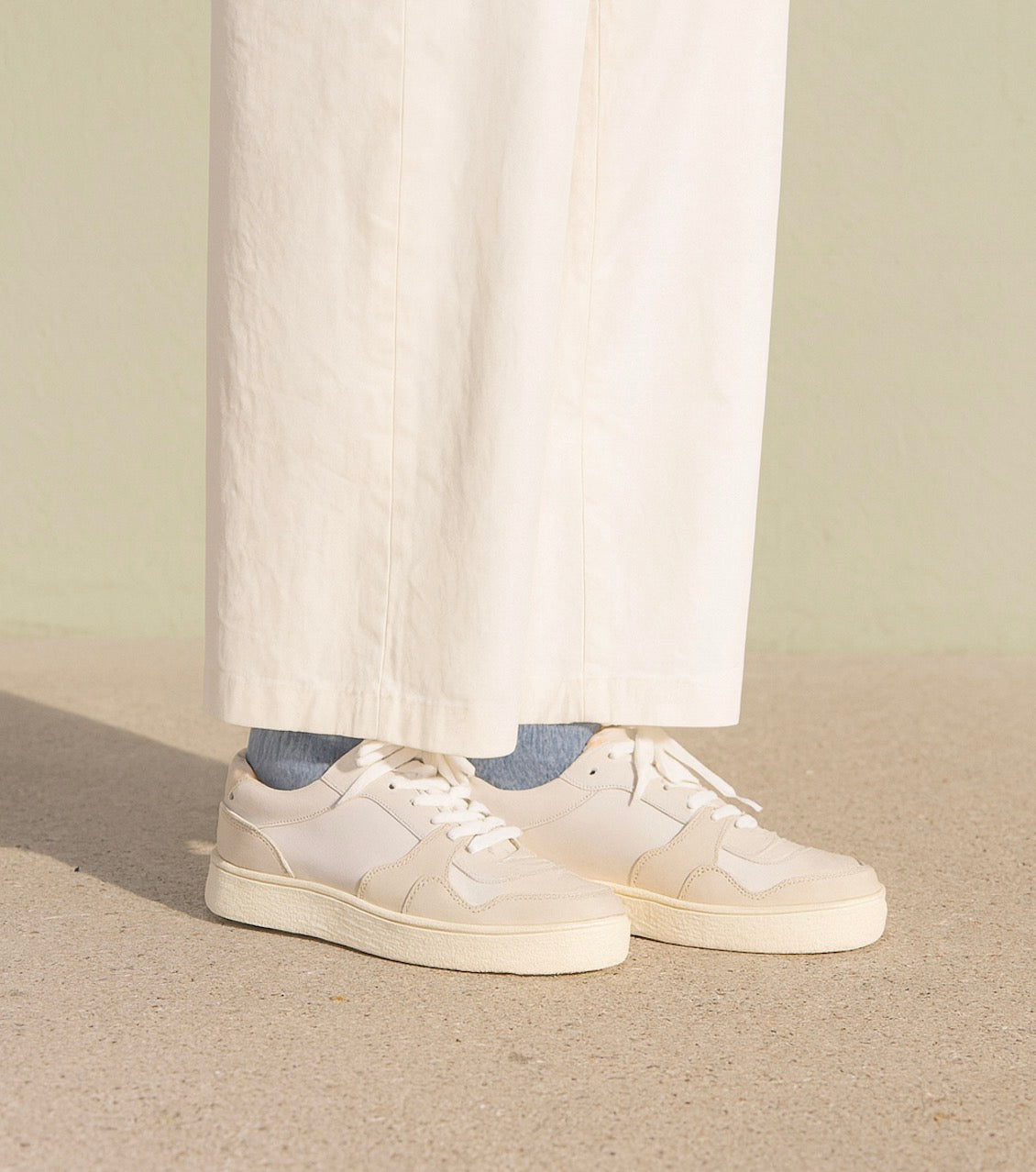 NOVESTA(ノヴェスタ / ノベスタ) 公式ストア通販 - ITOH ATHLETIC OFF-WHITE イトーアスレチック スロバキア スニーカー