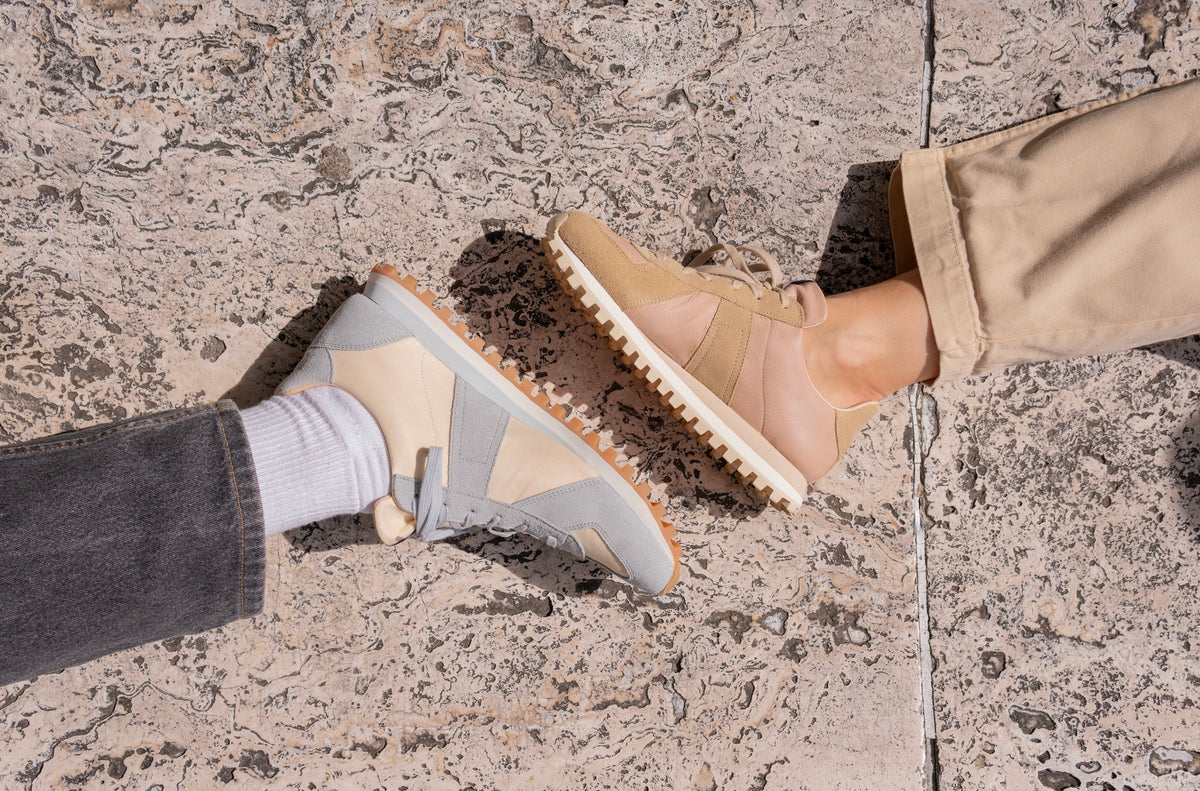 GERMAN TRAINER BEIGE IN SUMMER