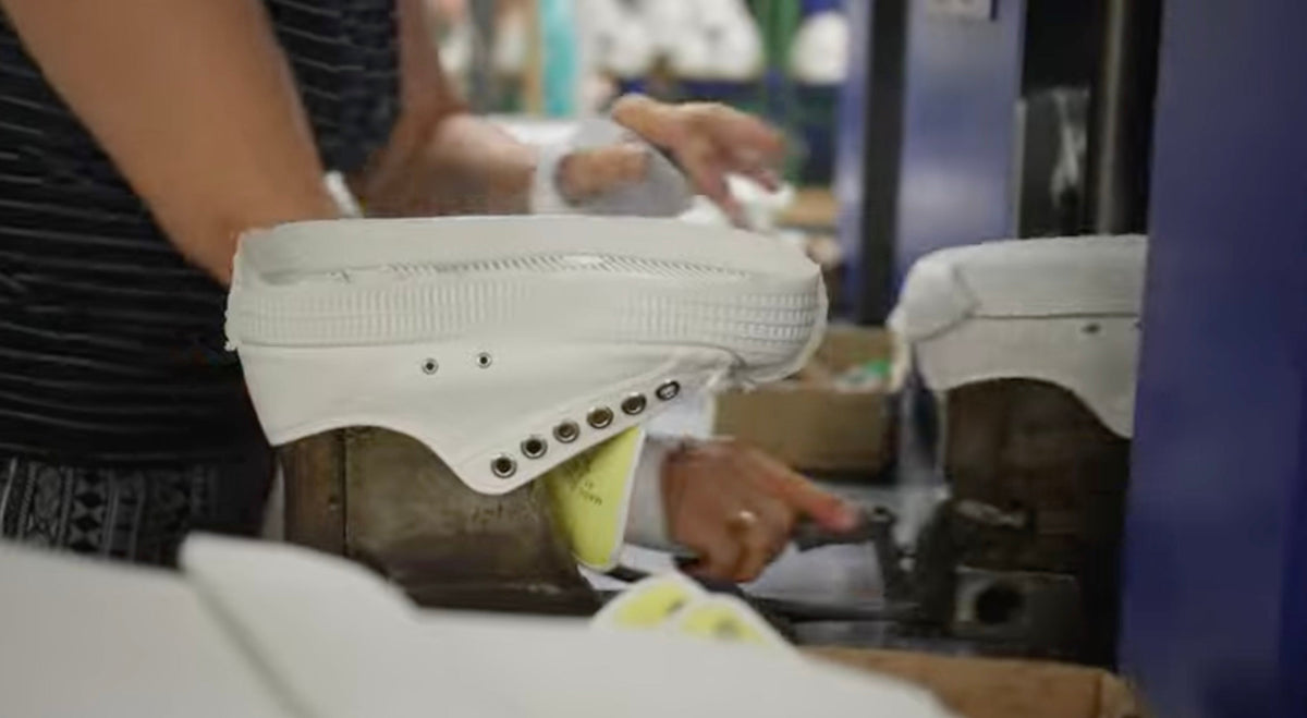 スロバキアの自社工場でNOVESTA STAR MASTERを製造するメイキング動画