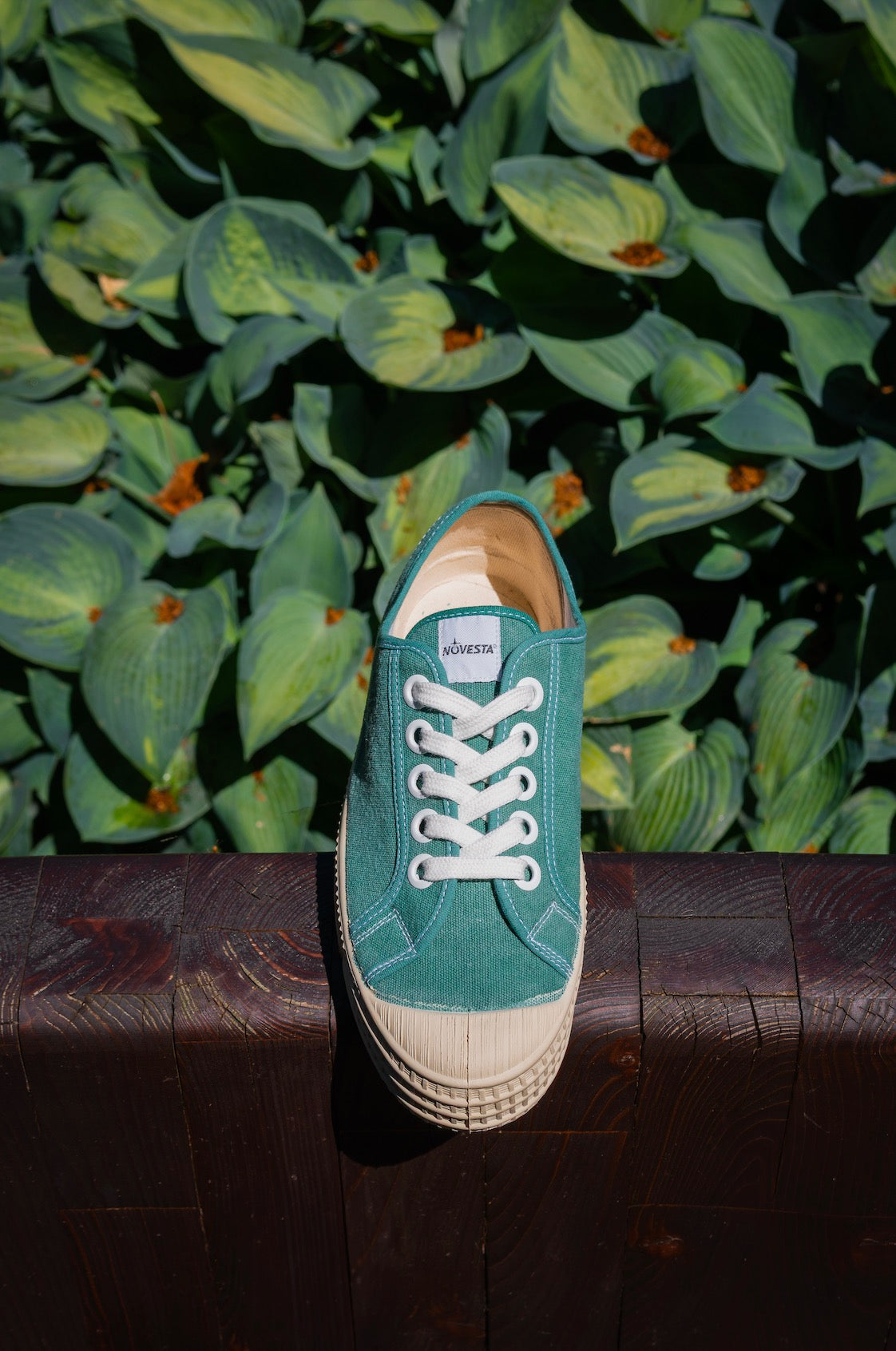 NOVESTA（ノヴェスタ/ノベスタ）公式オンラインストア - ヘビーウォッシュの風合いを楽しむSTAR MASTER WASHED COTTON（スターマスター・ウォッシュド・コットン）スロバキア スニーカー バルカナイズド製法