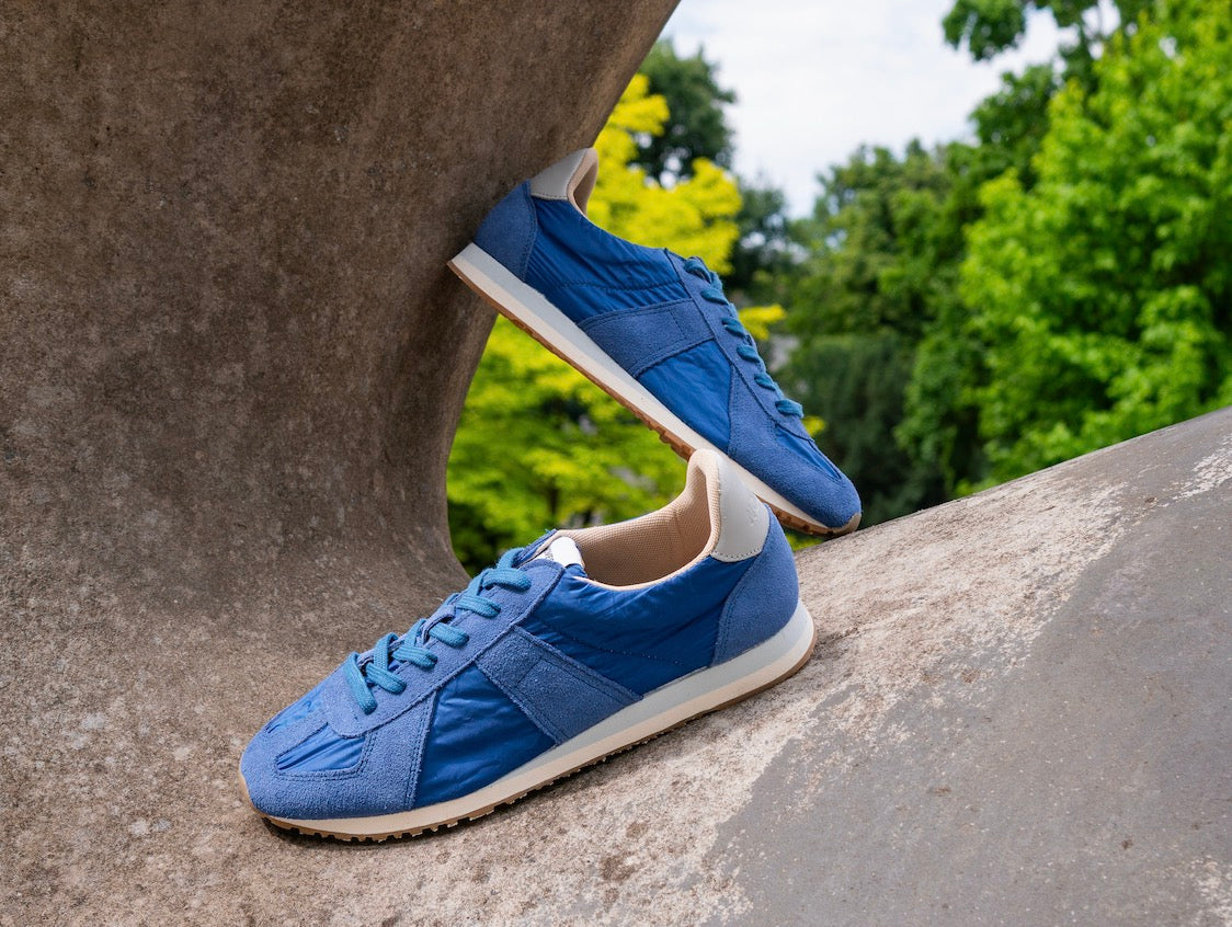 NOVESTA GAT MARATHON CLASSIC 軽量ジャーマントレーナー