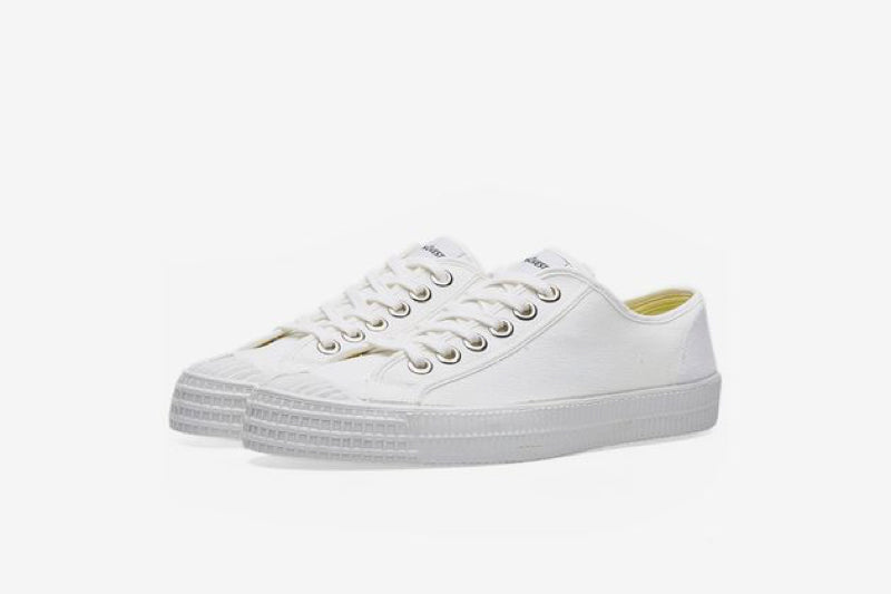 12 of the Best All-White Sneakers Out Now by HIGHSNOBIETY アーカイブ画像 1