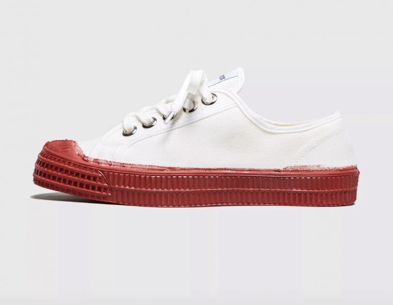BUSTLE U.K - NOVESTA IS SELECTED AS ONE OF THE 5 ETHICAL SNEAKERS IN U.K アーカイブ画像 1
