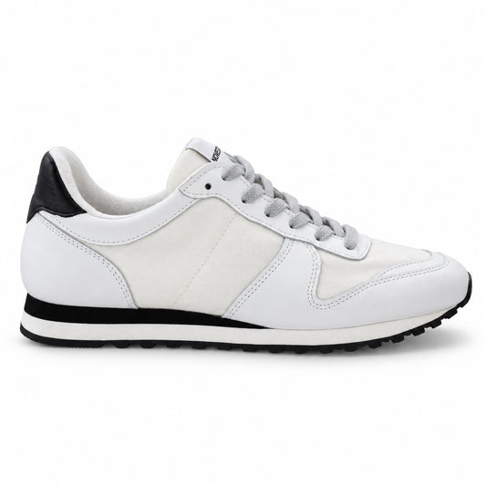NOVESTA MARATHON CLASSIC SMOOTH WHITE/BLACK（ホワイト／ブラック）の側面