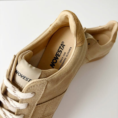 NOVESTA（ノヴェスタ / ノベスタ） 公式ストア通販 - GERMAN TRAINER ALL SUEDE SAND（GAT | ジャーマントレーナー）スロバキア スニーカー