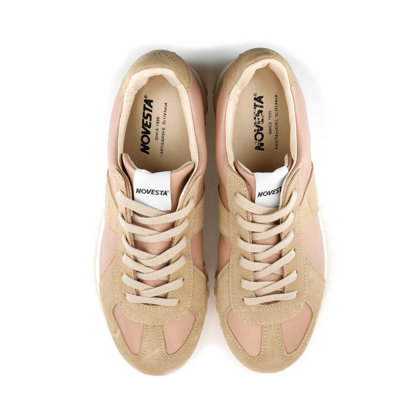 NOVESTA（ノヴェスタ / ノベスタ） 公式ストア通販 - GERMAN TRAINER LEATHER TRAIL BEIGE ジャーマントレーナー レザートレイル ベージュ