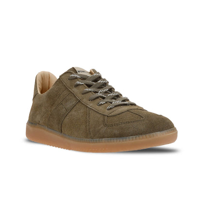 NOVESTA GERMAN TRAINER ALL SUEDE KHAKI（ジャーマントレーナー／カーキ）スロバキア製スニーカー 斜め前
