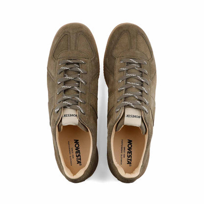 NOVESTA GERMAN TRAINER ALL SUEDE KHAKI（ジャーマントレーナー／カーキ）スロバキア製スニーカー 上面
