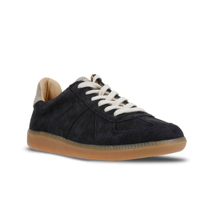 NOVESTA GERMAN TRAINER ALL SUEDE NAVY/SAND（ジャーマントレーナー／ネイビー・サンド）スロバキア製スニーカー 斜め前