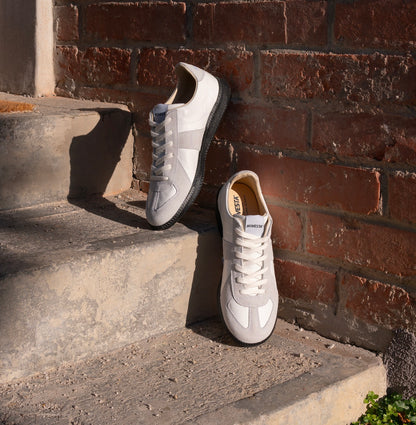 NOVESTA（ノヴェスタ / ノベスタ） 公式ストア通販 - GERMAN TRAINER WHITE/BLACK（GAT | ジャーマントレーナー）スロバキア スニーカー