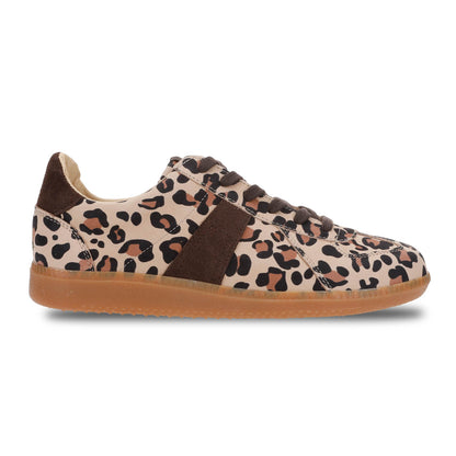 GERMAN TRAINER LEOPARD