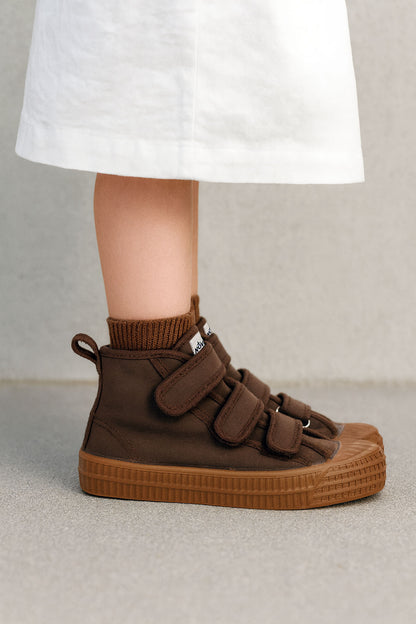 NOVESTA（ノヴェスタ / ノベスタ） 公式ストア通販 - STAR DRIBBLE KID WAX COTTON BROWN スロバキア キッズスニーカー スタードリブル