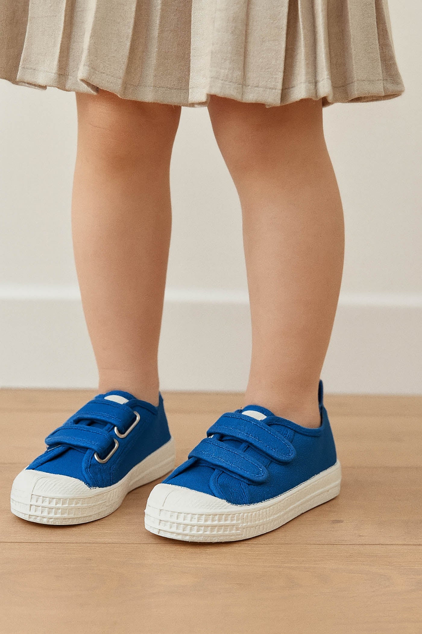 NOVESTA（ノヴェスタ / ノベスタ） 公式ストア通販 - KIDS VERCLO CLASSIC 92 AZURE スロバキア キッズ スニーカー ベルクロ