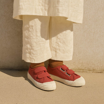 NOVESTA（ノヴェスタ / ノベスタ） 公式ストア通販 - KIDS VERCLO CLASSIC 30 RED スロバキア　キッズ　スニーカー