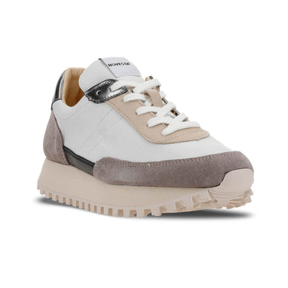 NOVESTA MARATHON RUNNER SUPER TRAIL RIPSTOP METALLIC TAUPE（マラソンランナー・スーパー・トレイル／メタリック トープ）スロバキア製スニーカー 斜め前