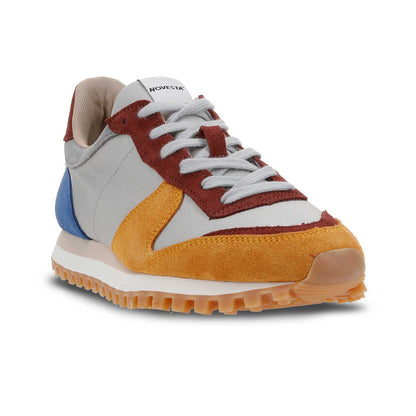 NOVESTA MARATHON TRAIL PINK ORANGE/DARK BLUE OPERA（マラソン・トレイル／ピンク オレンジ／ダークブルー オペラ）スロバキア製スニーカー 斜め前