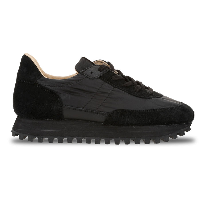 NOVESTA（ノヴェスタ / ノベスタ） 公式ストア通販 - MARATHON RUNNER SUPER TRAIL ALL BLACK マラソンランナースーパートレイル ブラック