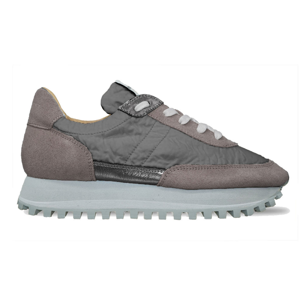 NOVESTA（ノヴェスタ / ノベスタ） 公式ストア通販 - MARATHON RUNNER SUPER TRAIL METALLIC GREY（マラソンランナー）