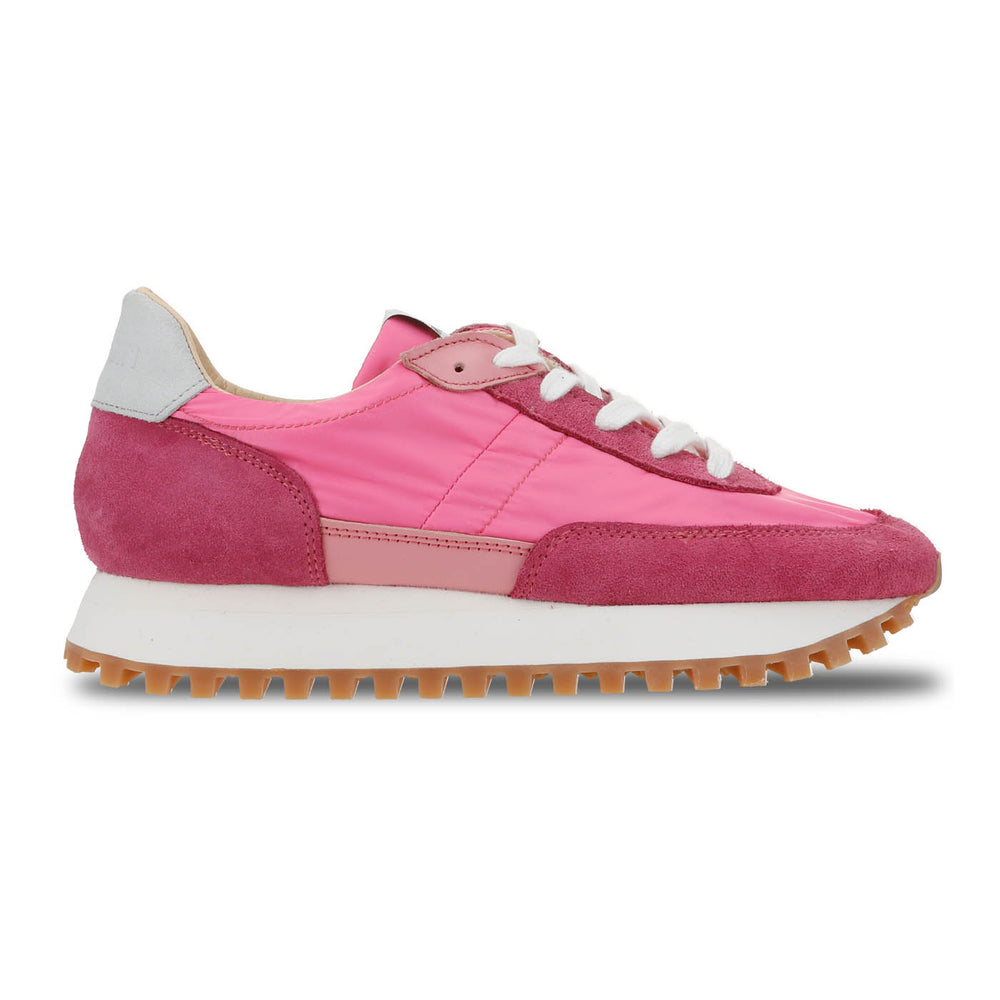 NOVESTA（ノヴェスタ / ノベスタ） 公式ストア通販 - MARATHON RUNNER SUPER TRAIL PLUM/WHITE（マラソンランナー）スニーカー スロバキア