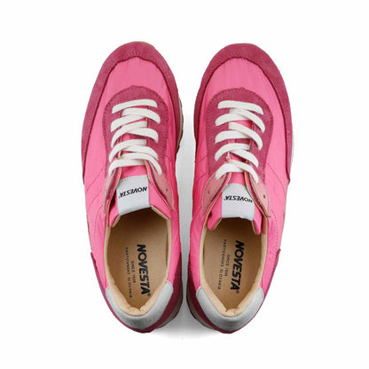 NOVESTA（ノヴェスタ / ノベスタ） 公式ストア通販 - MARATHON RUNNER SUPER TRAIL PLUM/WHITE（マラソンランナー）スニーカー スロバキア