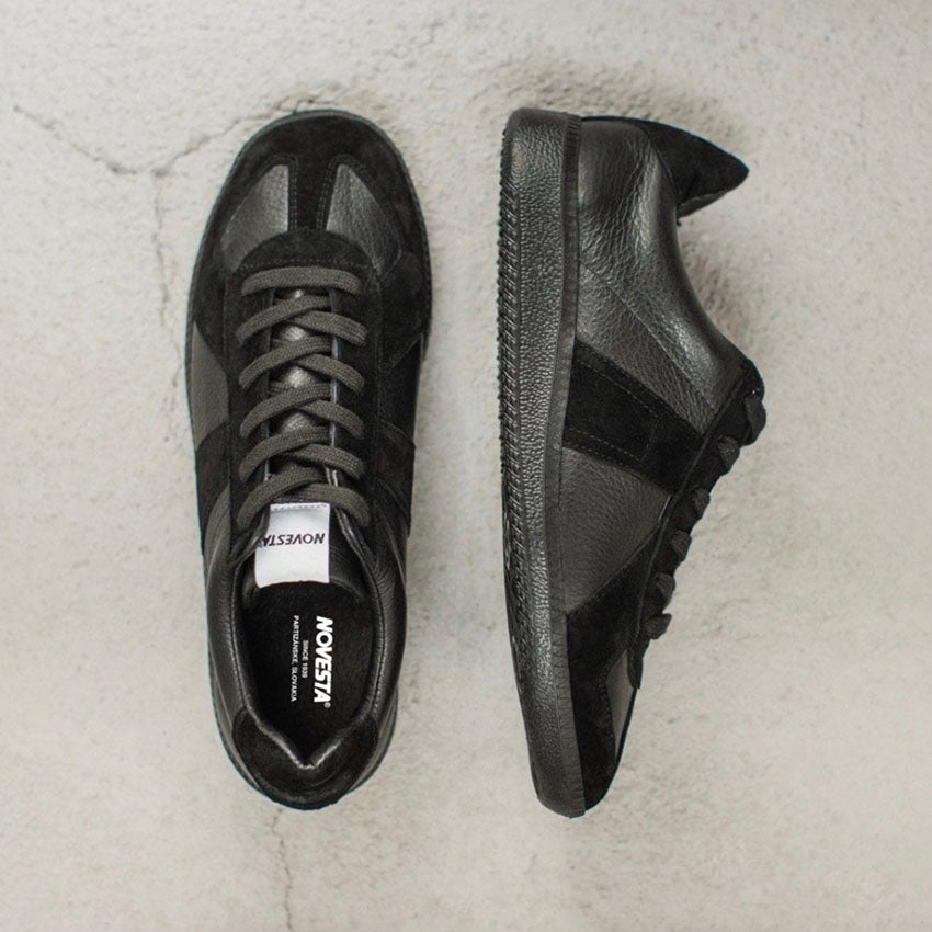 GERMAN TRAINER BLACK