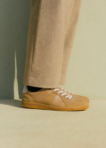 GERMAN TRAINER BEIGE