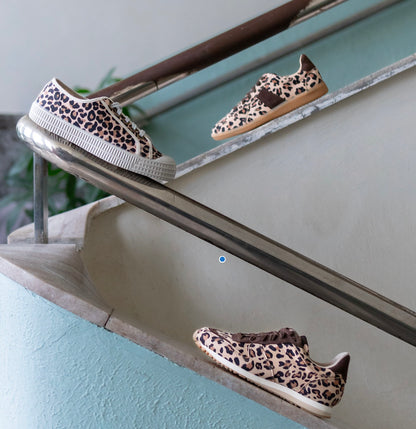 GERMAN TRAINER LEOPARD