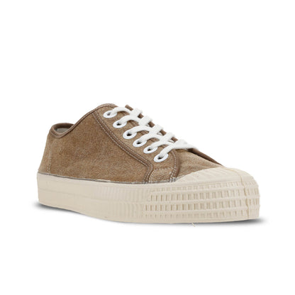 NOVESTA STAR MASTER WASHED COTTON GUERO（スターマスター）スロバキア製スニーカー 斜め前