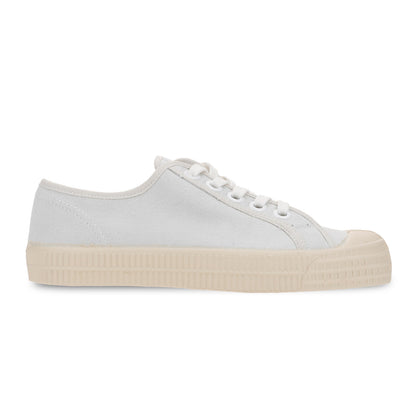 NOVESTA（ノヴェスタ / ノベスタ） 公式ストア通販 - STAR MASTER WASHED WHITE スロバキア スニーカー