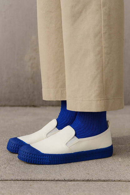 NOVESTA（ノヴェスタ / ノベスタ） 公式ストア通販 - SLIP-ON COLOR SOLE 10WHITE / NAVY スロバキア　スニーカー　スリッポン